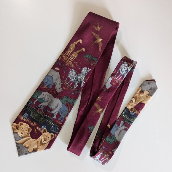 Vintage Land Rover Silk Tie - Made in USA - Picture 1 of 8